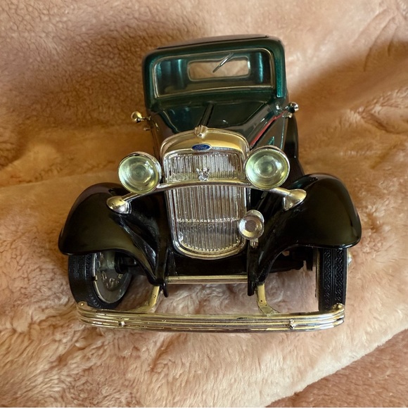 1932 Ford 3-Window Coupe - Die-Cast 1:32 - Sunnyside SS 7722 - Green - Picture 5 of 9